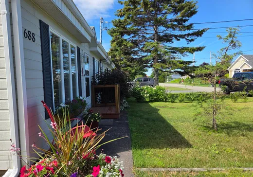 Maison à vendre - 688 Ch. Préville, Matane, G4W 7B9