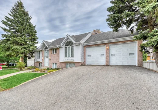 Two or more stories for sale - 6290-6290A 59e Avenue, Laval (Laval-sur-le-lac), H7R4E6