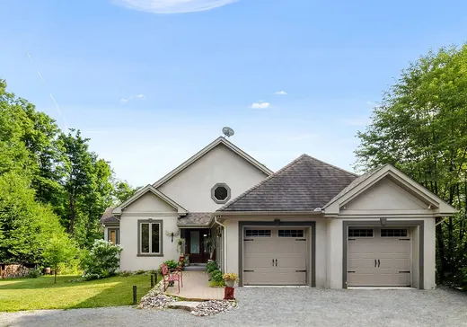 Maison à vendre - 140 Ch. Éric, Val-des-Lacs, J0T 2P0