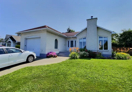 Bungalow à vendre - 1 Rue des Cormiers, Rivière-du-Loup, G5R4Y7