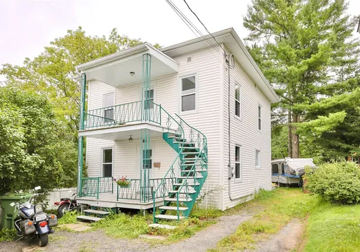Maison à étages à vendre - 16A Rue De Coursol, Victoriaville, G6P3Y8