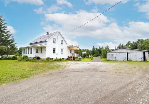 Fermette à vendre - 84-86 Rue Principale O., Notre-Dame-Des-Boies, J0B 2E0
