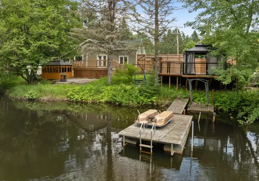 Two or more stories for sale - 600 Rg Grand-Beloeil, St-Come, J0K2B0