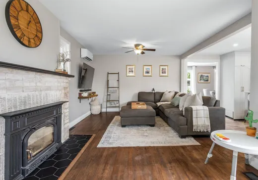 Maison à vendre - 16 Rue Monseigneur-David, Godmanchester, J0S 1H0