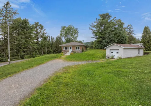 Maison à vendre - 2350 Route Louis-Cyr, St-Jean-De-Matha, J0K 2S0