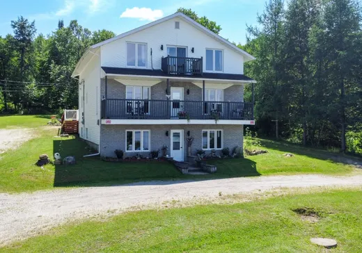 House for sale - 359 Ch. du Tour-du-Lac-David S., Mont-Laurier, J0W 1H0