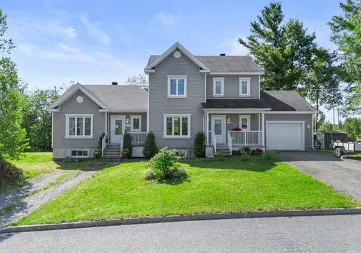 Maison à étages à vendre - 1668Z-1670Z Rue Rodolphe-Paquette, Magog, J1X0X2