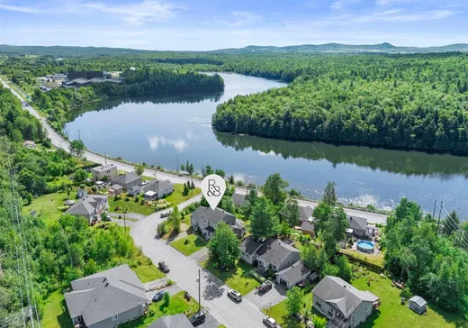 Maison à vendre - 1668Z-1670Z Rue Rodolphe-Paquette, Magog, J1X 0X2