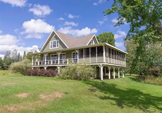 Maison à vendre - 532 Ch. de l'Est, Canton De Stanstead, J1X 3W4