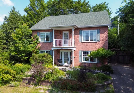 Maison à étages à vendre - 1659 Rue Prospect, Sherbrooke, J1J1K4