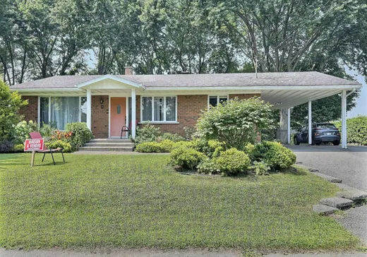 Maison à étages à vendre - 4 Boul. Pépin, Warwick, J0A1M0