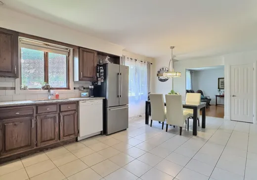 House for sale - 4 Boul. Pépin, Warwick, J0A 1M0