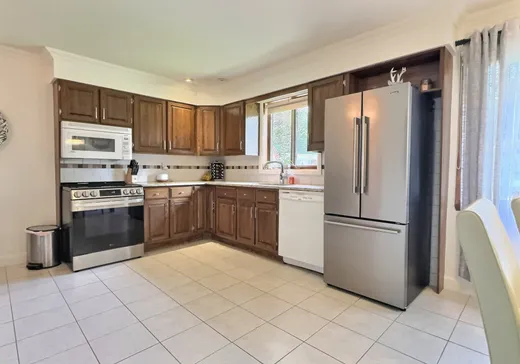 House for sale - 4 Boul. Pépin, Warwick, J0A 1M0