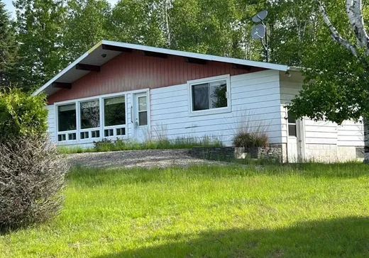 Bungalow à vendre - 450 Ch. des Cyprès, Nominingue, J0W1R0