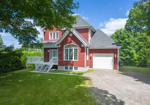 Maison à étages à vendre - 12 Ch. Jean, Hull, J0X2W0