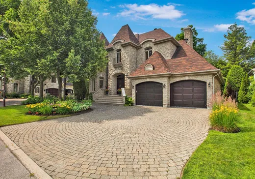 Two or more stories for sale - 40 Rue de Franchimont, Blainville, J7B1S9