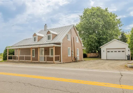 Maison à étages à vendre - 207 Ch. du Roy, Deschambault, G0A1S0