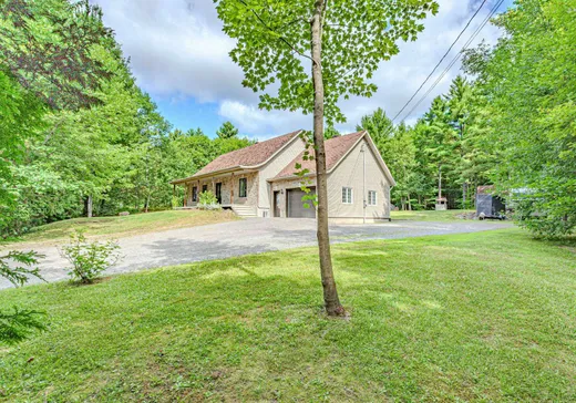 Maison à étages à vendre - 101 Rue Joseph-Aubin, Saint-Jérôme, J7Y4Z3