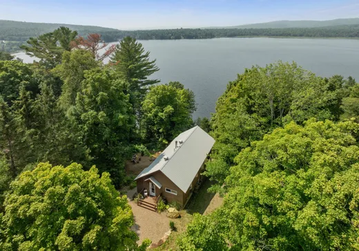 Maison à étages à vendre - 575 Ch. du Lac-Deligny E., Mandeville, J0K1L0
