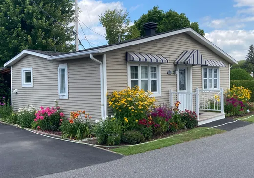 Maison à vendre - 1680 Rue Principale, Granby, J2J 0M6