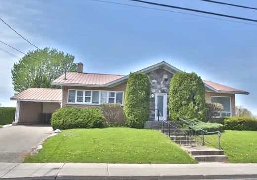 Maison à vendre - 109 Av. St-François, Saint-Pie, J0H 1W0