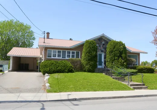 Maison à vendre - 109 Av. St-François, Saint-Pie, J0H 1W0