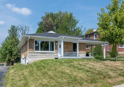 Bungalow for sale - 189 Rue Chartier, Sherbrooke, J1J3B1