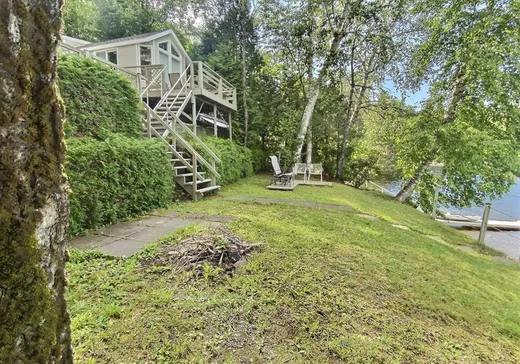 House for sale - 441 Rue Apollo, Pohénégamook, G0L 1J0