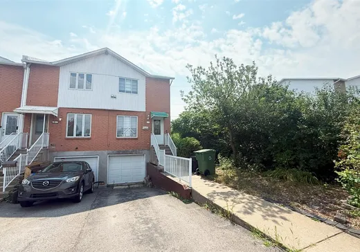 Maison à étages à vendre - 10400 Boul. Perras, Montréal (Centreville), H1C2H1