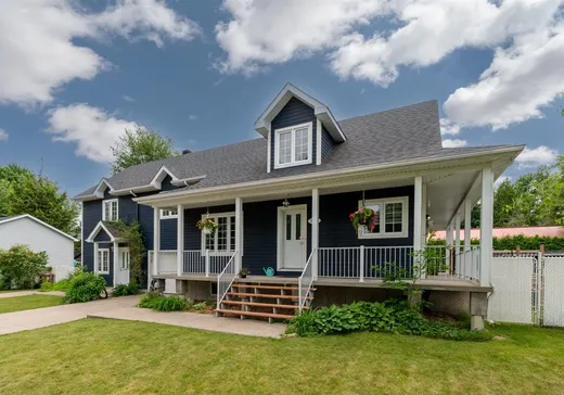 Maison à étages à vendre - 511 Rue Arthur-Priem, Saint-Roch-de-Richelieu, J0L2M0