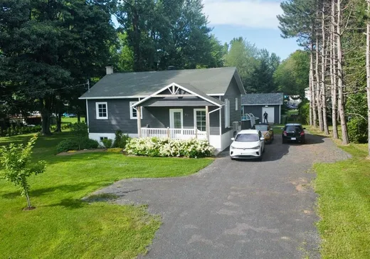 Bungalow à vendre - 97 Route 143, St-Francois-Du-Lac, J0G1M0
