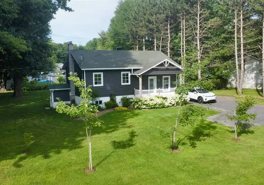 Maison à vendre - 97 Route 143, St-Francois-Du-Lac, J0G 1M0