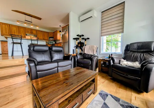 Maison à vendre - 97 Route 143, St-Francois-Du-Lac, J0G 1M0