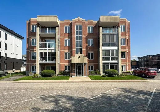 Condo for sale - 225 Rue De Bigarré, App. 301, Victoriaville, G6P4Z1