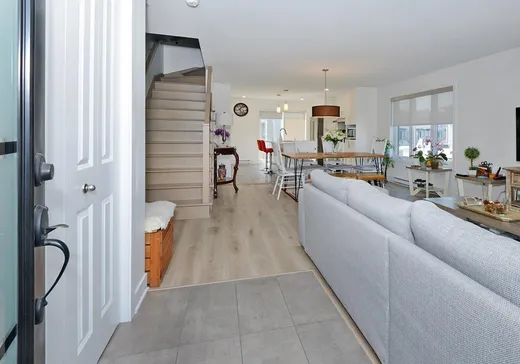 House for sale - 174 Rue Marcel-Dostie, App. 1, Les Coteaux, J7X 1R1