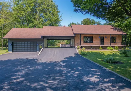 Maison à vendre - 580 Rue Principale, Saint-Adalbert, J0A 1E0