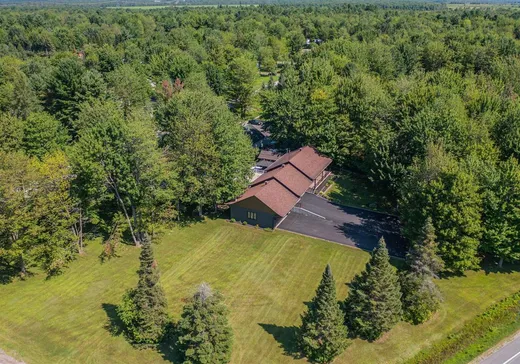 Maison à vendre - 580 Rue Principale, Saint-Adalbert, J0A 1E0