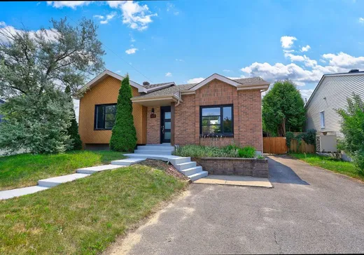 Bungalow à vendre - 3720 Rue de Calais, Terrebonne, J6X3M3