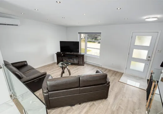 Maison à vendre - 3720 Rue de Calais, Terrebonne, J6X 3M3