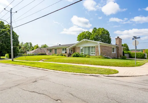 Two or more stories for sale - 3643-3683 Rue Bellevue, Shawinigan, G9N3L6
