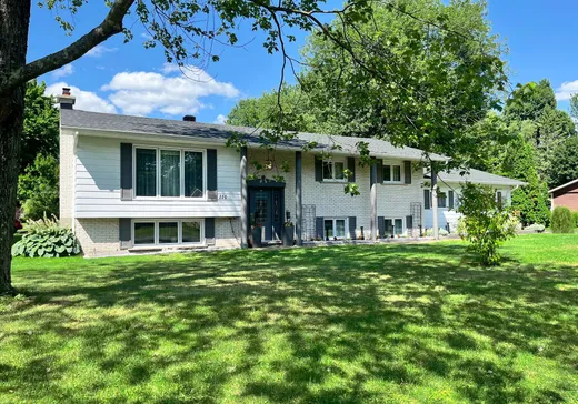 Two or more stories for sale - 110 Rue Paul-Comtois, Cowansville, J2K0W8