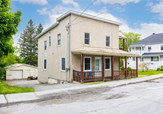 House for sale - 67 2e Avenue, Windsor, J1S 1Z2
