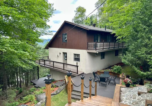 Maison à vendre - 401 Rue Dufresne, Sainte-Adèle, J8B 2S9