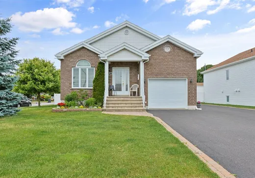 Bungalow for sale - 128 Rue Clermont, Saint-Jean-sur-Richelieu, J2W3C2