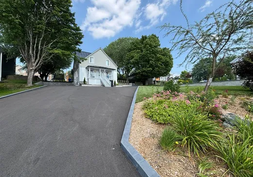 Maison à étages à vendre - 202 2e Avenue, Lac-Etchemin, G0R1S0