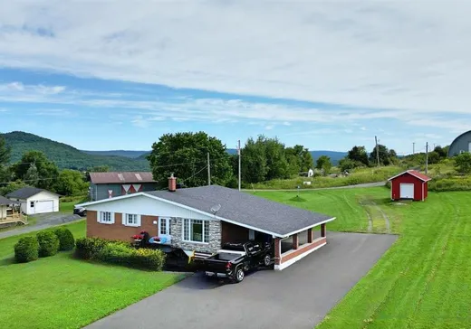 Bungalow à vendre - 1692 Route 277, Lac-Etchemin, G0R1S0