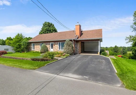 House for sale - 635 7e Rue, St-Malachie, G0R 3N0