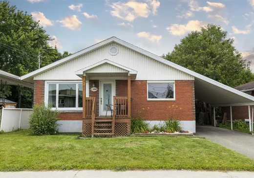 Bungalow à vendre - 384 13e Avenue S., Sherbrooke, J1G2W2