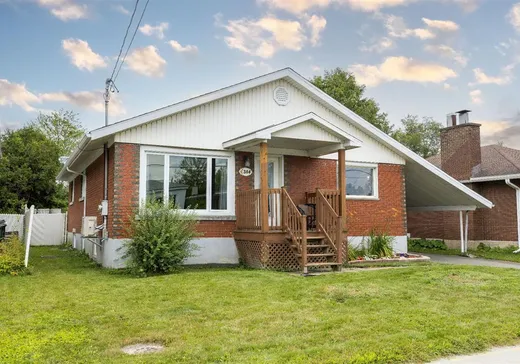 Maison à vendre - 384 13e Avenue S., Sherbrooke, J1G 2W2