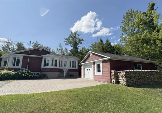 House for sale - 210 Rue des Villas, Sherbrooke, J1N 3H4